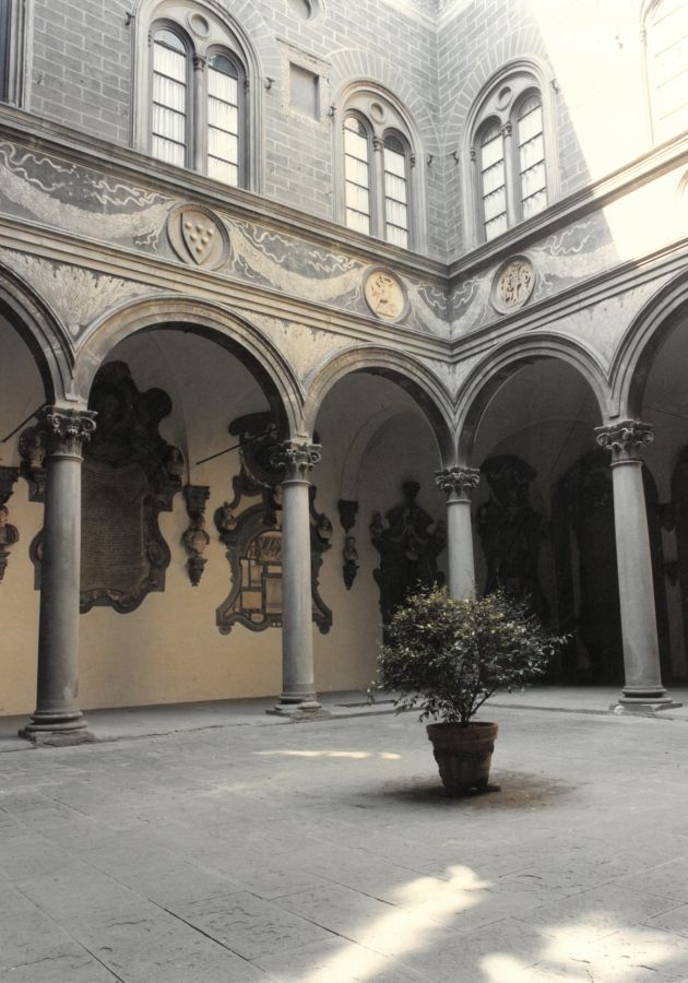Cortile di Michelozzo, Palazzo Medici Riccardi