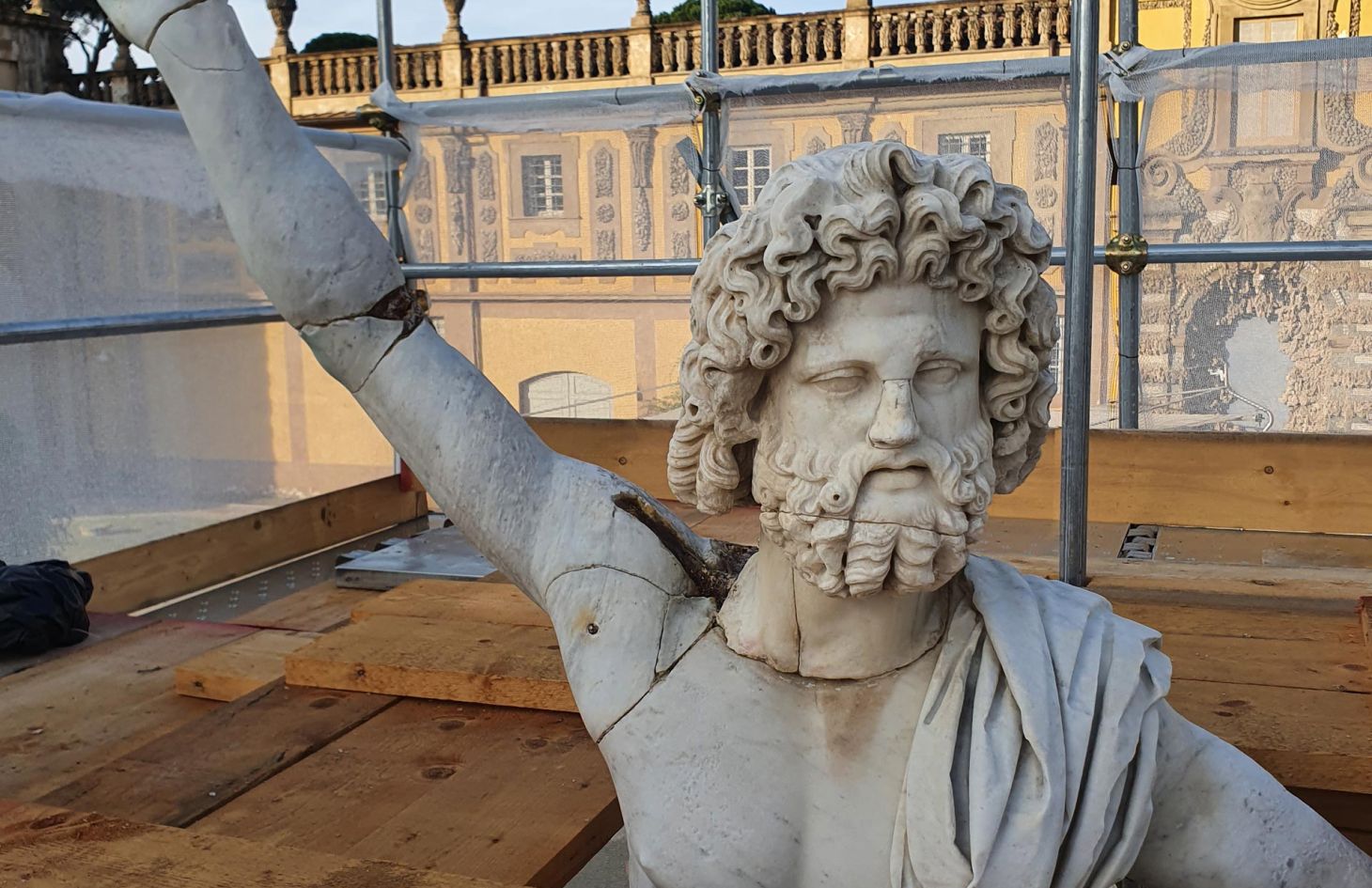 Fontana e statua del Giove Fulminante - Villa Salviati, Firenze